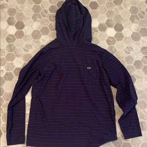 Vineyard Vines Boys size medium hoodie shirt.